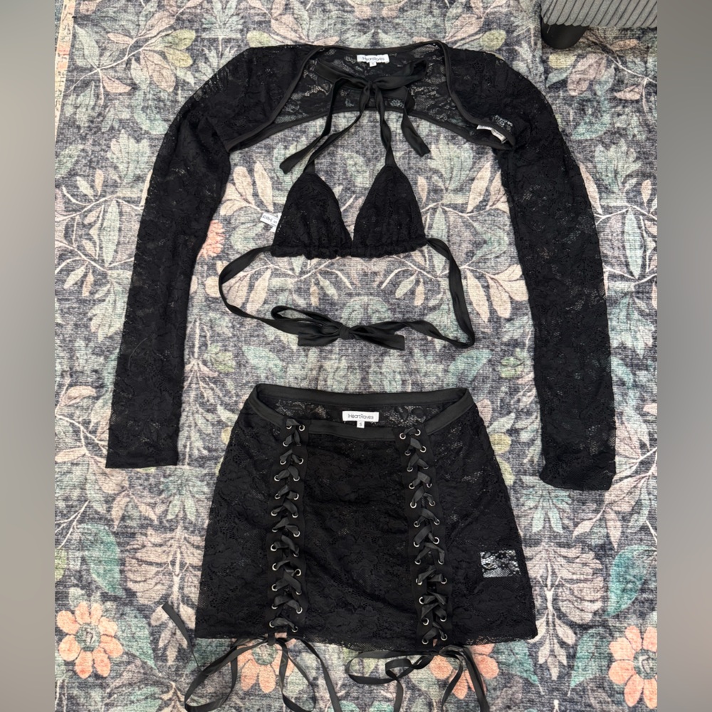 Iheartraves Black Lace Three-Piece Set